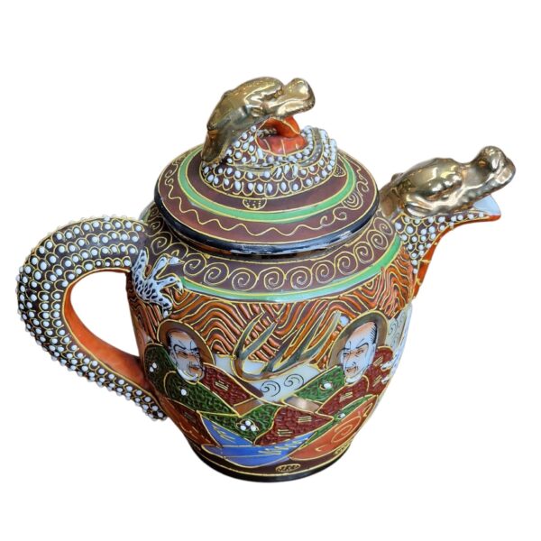 Conjunto de chá japonês "casca de ovo" com decoração moriage