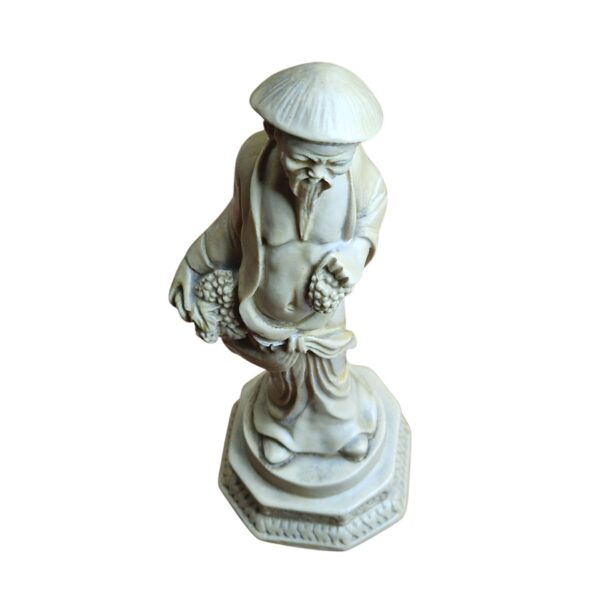Estatueta de monge oriental colhendo uvas – marfinite