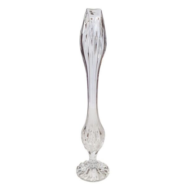 Jarra Solitária em Cristal Lapidado – Elegância Intemporal para Uma Flor