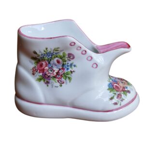 Sapato Decorativo em Cerâmica com Motivos Florais