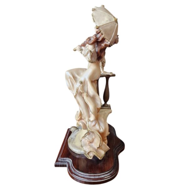 Escultura decorativa burlesca "G. Giuseppe" em resina – Florença, 1985