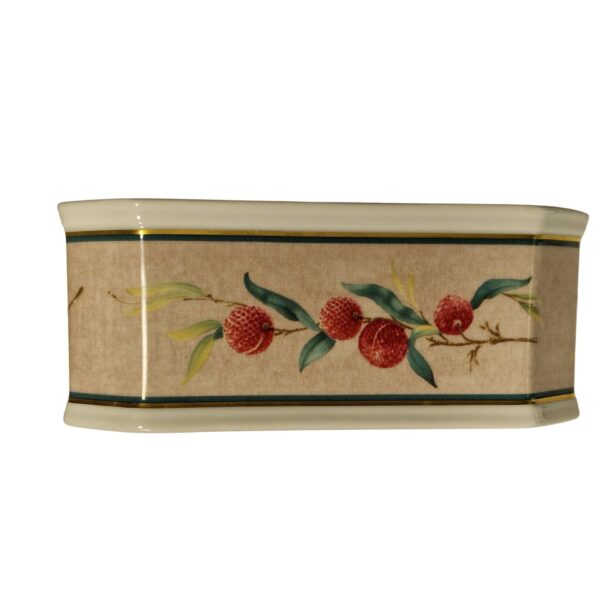 Caixa “Ricardo” – Coleção Lychee – Vista Alegre – Porcelana branca de alto brilho – 18,5 × 13 × 9 cm