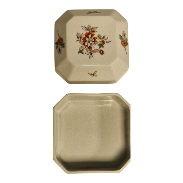 Caixa “Magnolia” – Vista Alegre – Porcelana fina decorada – 6,5 × 8 cm