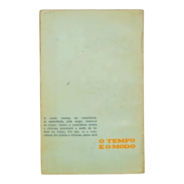 A Escola dos Ditadores – Ignazio Silone – Livraria Morais Editora – 340 páginas