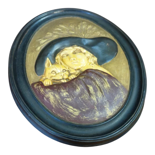 Placa Decorativa de Parede “Lady with Dog” – por Erma Gilliand Duncan