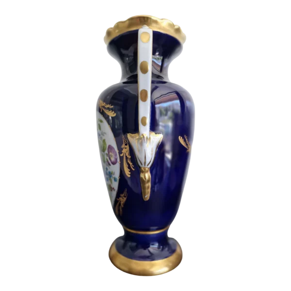 Jarra em Porcelana de Aveiro Azul Cobalto com Decoração Floral e Dourados – 35 cm
