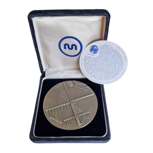Medalha Comemorativa Metro do Porto em Prata 320g — José Rodrigues — Edição Limitada 3/12 (2002)