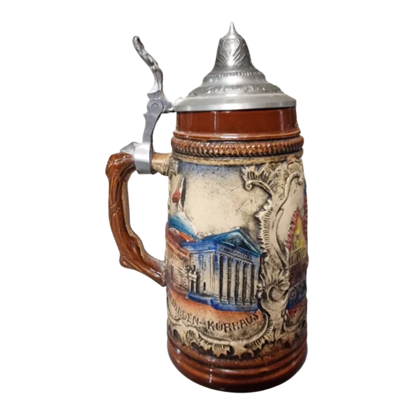 Caneca de cerveja alemã em cerâmica com tampa em estanho