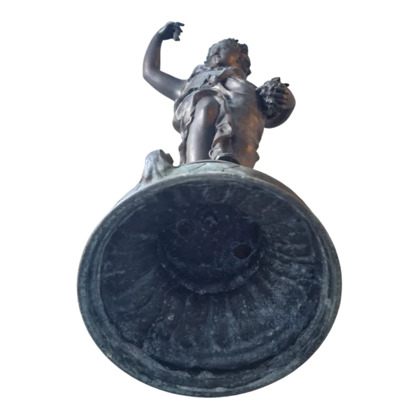 Estátua em bronze estilo clássico – figura feminina alegórica – 67 cm