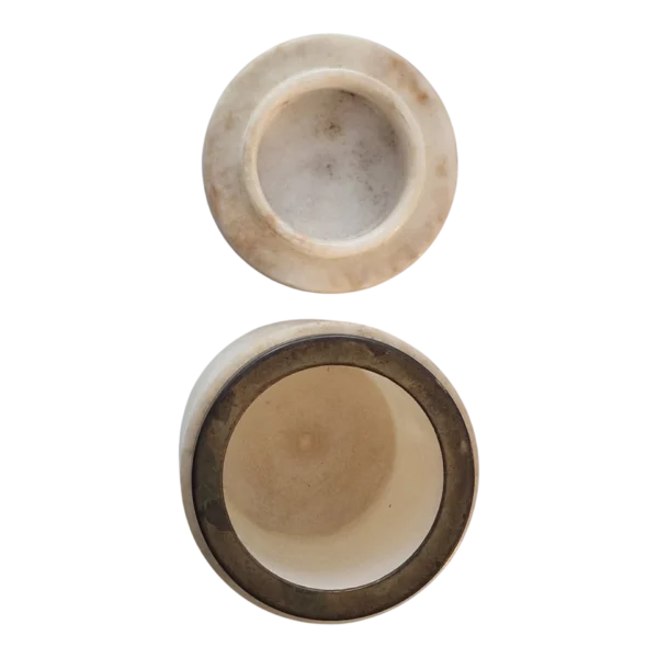 Caixa Cilíndrica em Mármore Branco com Aro Metálico 11 cm — séc. XX