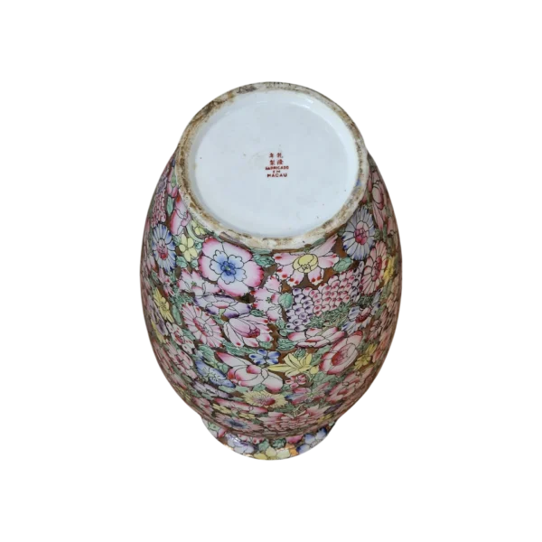 Jarrão em Porcelana de Macau Famille Rose Mil Flores com Pintura em Relevo - 46,5 cm