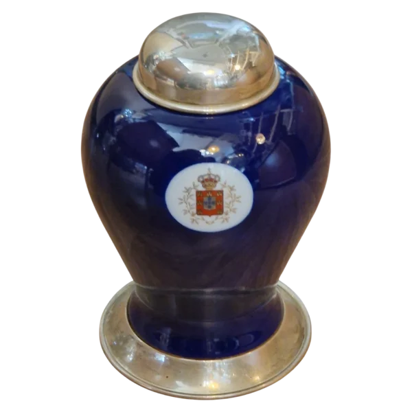 Pote Leitão & Irmão em Porcelana Azul-Cobalto com Base e Tampa em Prata 925 - Antigos Joalheiros da Coroa - 19 cm